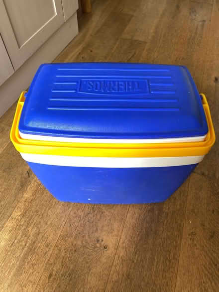 Photo of free cool box, thermos (Broadwater BN14) #3