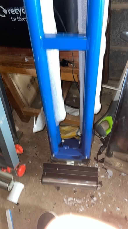 Photo of free Mitre saw stand (Underdale SY2) #4