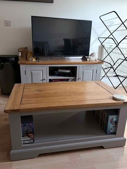 Photo of free Coffee table (DE65) #2
