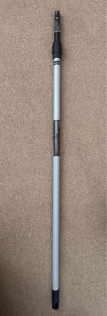 Photo of free Extendable pole (RG30, Reading West) #1