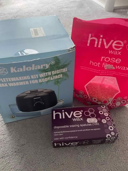 Photo of free Wax Warmer Kit (CT6) #1