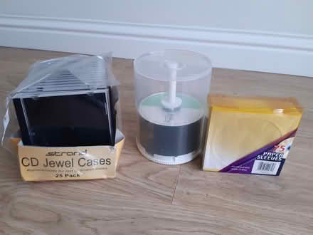 Photo of free Writable CDs, sleeves & jewel cases (Letchworth (Standalone area)) #1