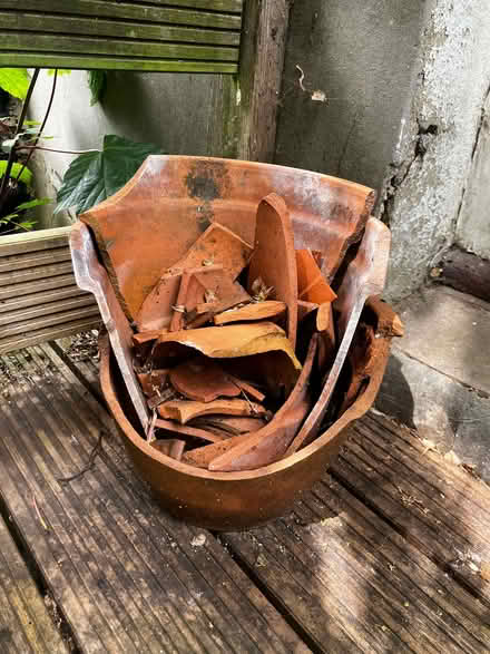 Photo of free Broken Terraccotta Pots (Hove BN3) #1