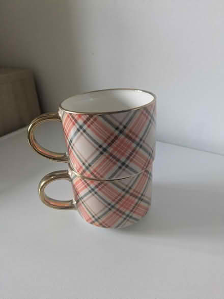 Photo of free Stacking mugs x2 (Wolverhampton WV10 6) #1