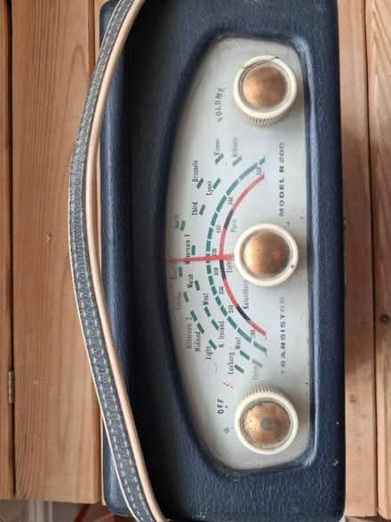 Photo of free Vintage Roberts radio (Craig-y-don LL30) #2