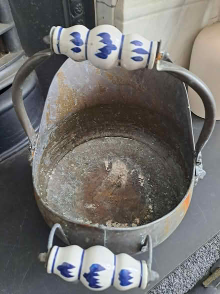 Photo of free Coal scuttle (Bohemia TN37) #4