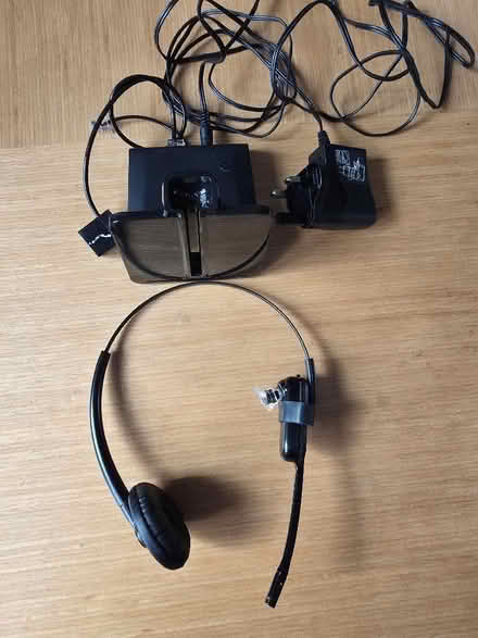 Photo of free Landline headset (Penzance TR20) #4