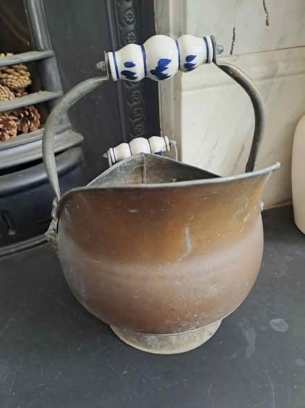 Photo of free Coal scuttle (Bohemia TN37) #3