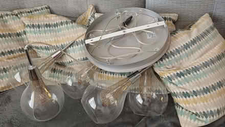 Photo of free 5-Light Cluster Pendant/Ceiling light (Bradbourne Lakes TN13) #1