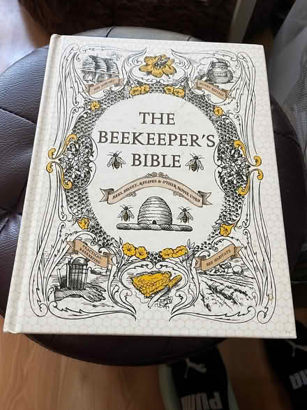 Photo of free book (Laurel District Oakland) #1
