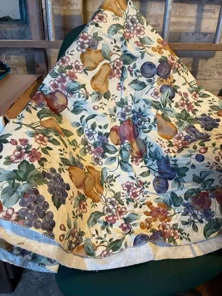 Photo of free Outdoor table cloth (Upper Wolvercote OX2) #1