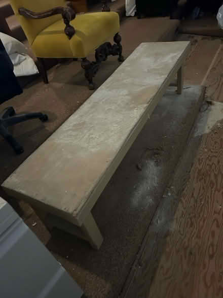 Photo of free Wooden bench (Beverly Grove in Los Angeles) #1