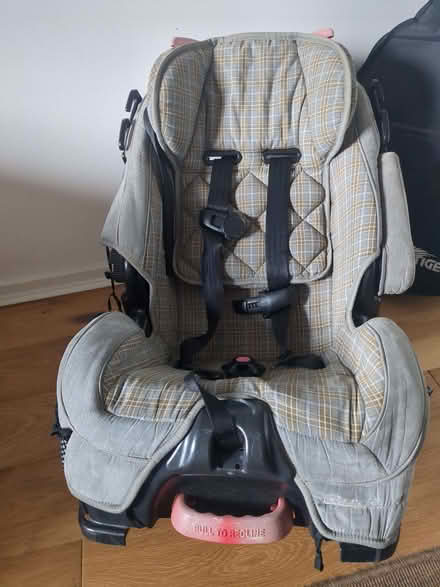 Photo of free Child's car seat (Castlefield M15) #1