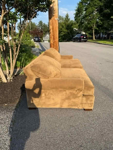 Photo of free Couch (Linthicum Heights) #2