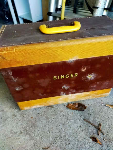 Photo of free Used singer sewing machine (Little Wenlock TF6) #1