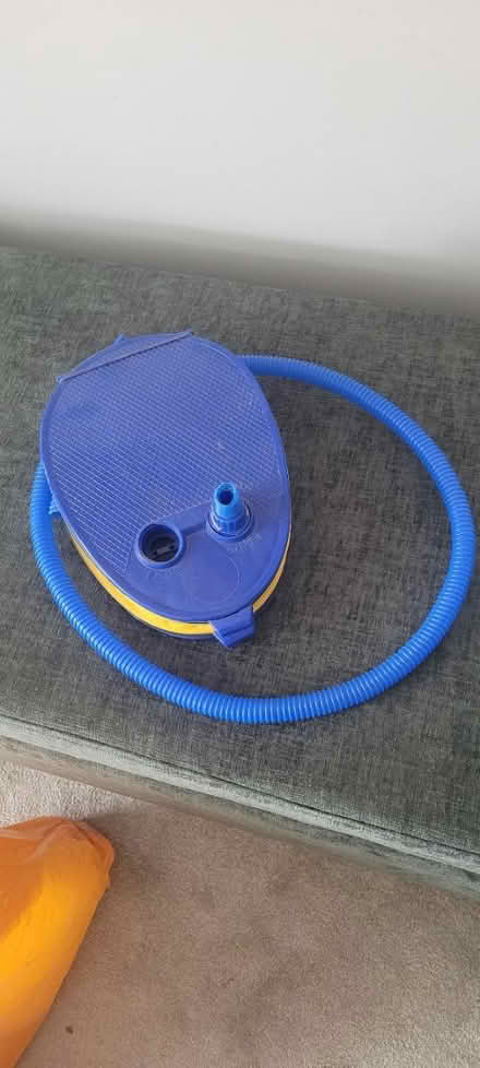 Photo of free Foot pump (Cottingham HU16) #1