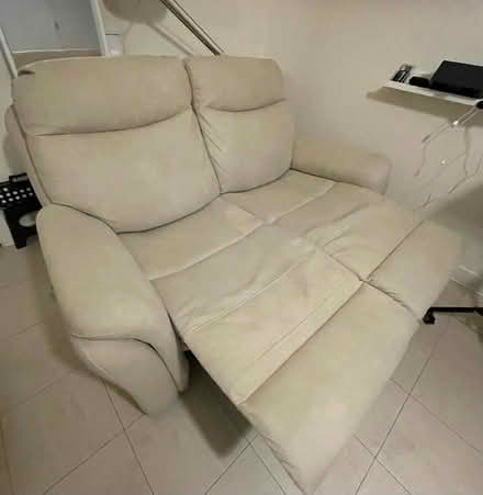 Photo of free 2 seater manual recliner (Littlemore OX4) #2