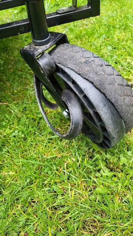 Photo of free Trolley - needs repair (Osney OX2) #4