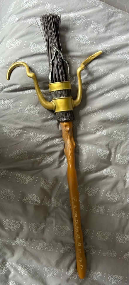 Photo of free Harry Potter toy quidditch broom (Toddington) #1