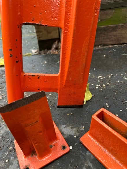 Photo of free Log splitter (Camberley GU15) #2