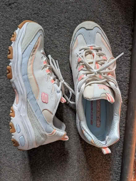 Photo of free Sketchers Size 8 ladies white (SL6 Maidenhead) #2