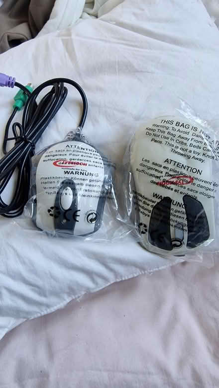 Photo of free Typhoon wireless keyboard+mouse set (Clovenstone EH14) #4
