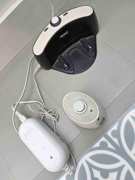 Photo of free Old robotic vacuum cleaner (St. Dunstan's CT2) #2