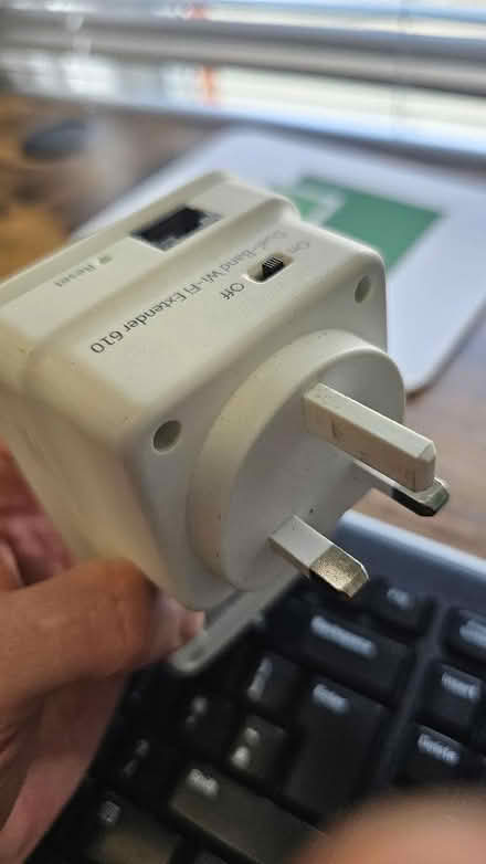Photo of free WiFi extender, BT (Wallasey CH45) #2
