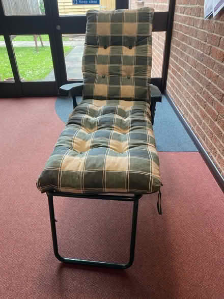 Photo of free Sun Lounger (Sidcup/Blackfen) #2