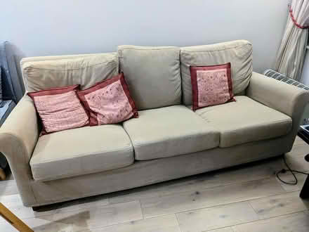 Photo of free sofa (Self Storage Oxford, OX3) #1