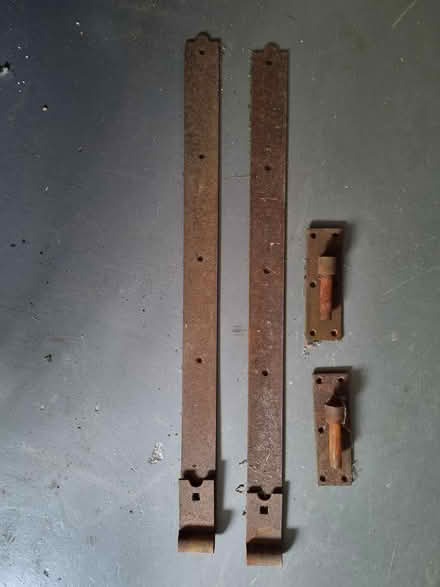 Photo of free Heavy duty hinges (CM2 springfield, chelmsford) #1