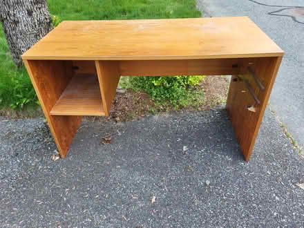 Photo of free Desk (Burlington) #1