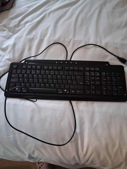 Photo of free Keyboard with usb A connector (SK4 Heaton Chapel) #1