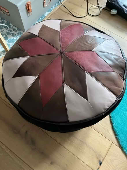 Photo of free Pouffe (Leytonstone E11) #1