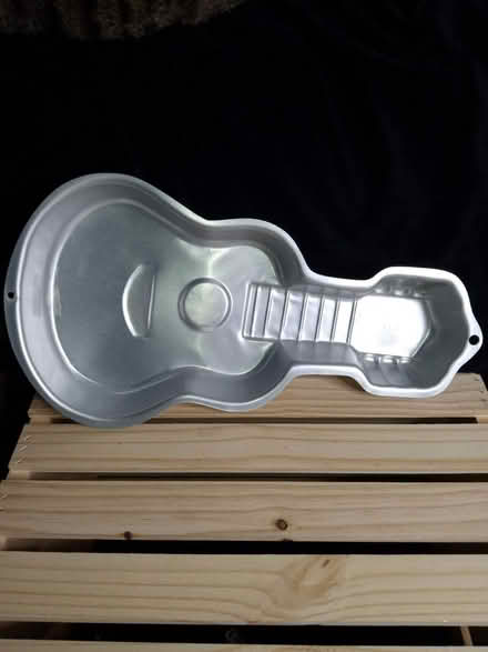 Photo of free Guitar cake tin (WOKING St Johns GU21) #1