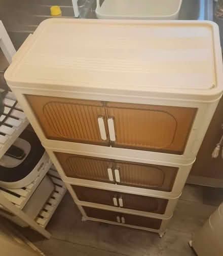 Photo of free Storage unit (Harlesden) #2