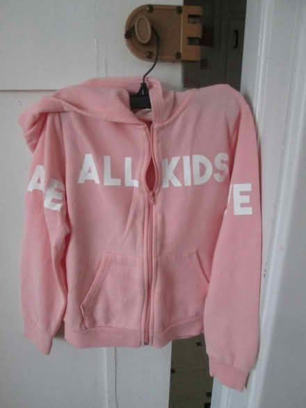 Photo of free pink hoodie sz. 6-8 (Old Ottawa South) #1