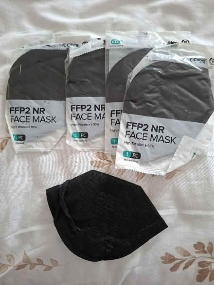 Photo of free ffp2 nr face masks x 5 (Woodley RG5) #1