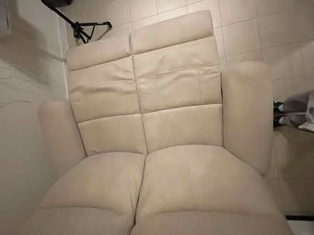 Photo of free 2 seater manual recliner (Littlemore OX4) #4
