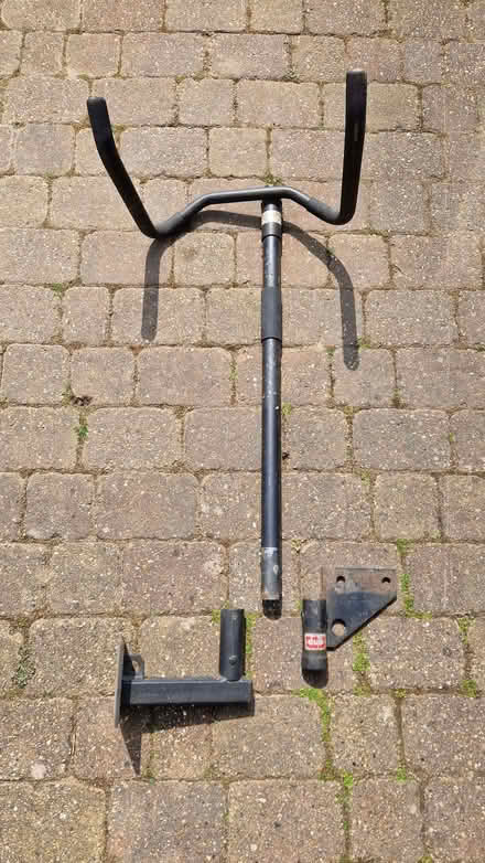Photo of free Witter Car Cycle Rack (Heath End GU11) #1
