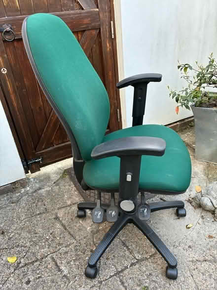 Photo of free Office chair (Upper Wolvercote OX2) #1
