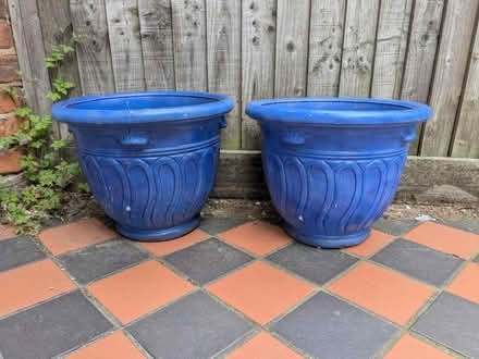 Photo of free 2 plastic plant pots (SW18) #1