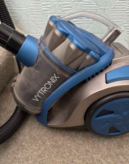 Photo of free Bagless vacuum cleaner (L25, Woolton) #2