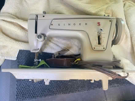 Photo of free Vintage Singer Fashion Mate 239 (MV Shoreline West) #1