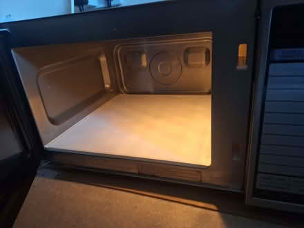 Photo of free 1000w microwave (Helton CA10) #3