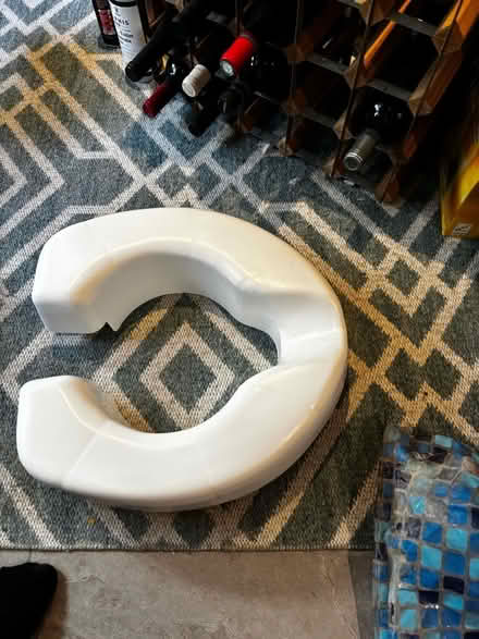 Photo of free Raised Toilet Seat (Millbank SW1P) #1