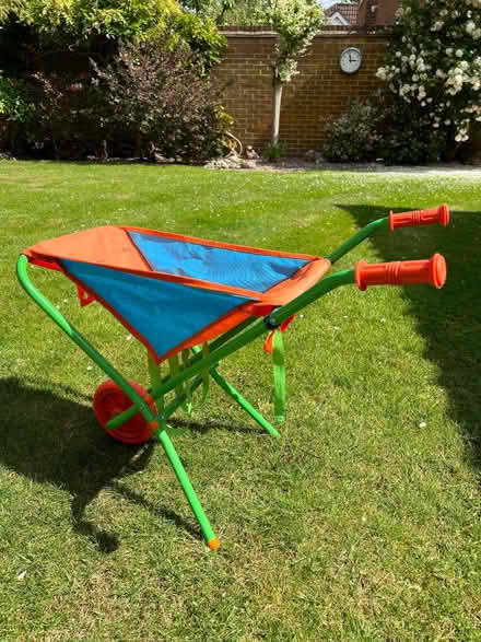 Photo of free Childs Foldaway Wheel Barrow (Mill Green AL7) #1