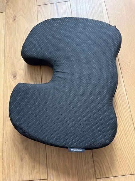 Photo of free Seat cushion (Leytonstone E11) #2