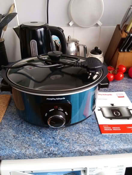 Photo of free Slow cooker, almost new, excellent condition (Heacham PE31) #1
