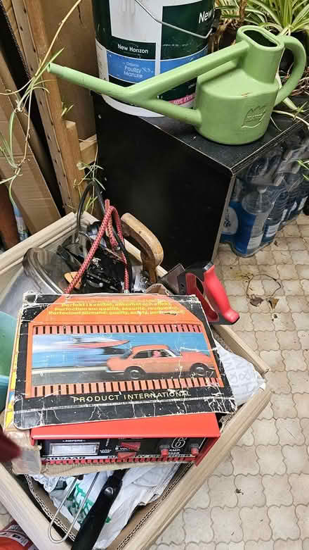 Photo of free Battery charger (Bramcote Ng9 3EP) #1
